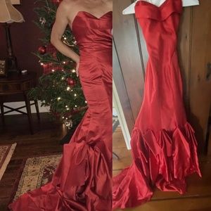 Red Carpet JSSHAN Red Ball Gown With Train Size 2/4. Lightly Boned And Padded